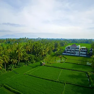 The Luxe Villa